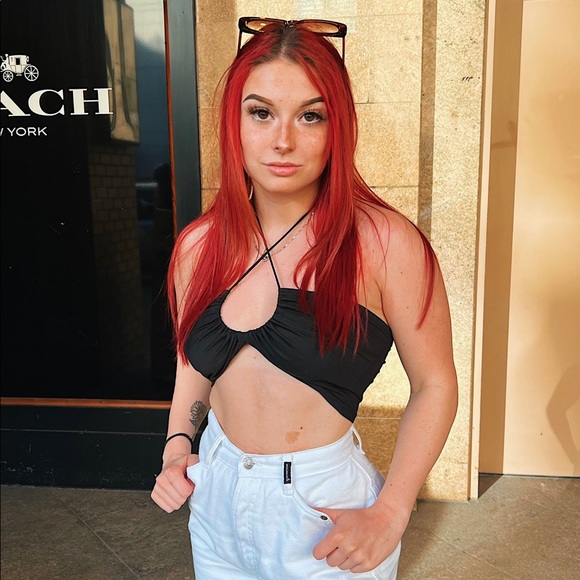 Meet your Posher, Haley - Picture 1 of 1